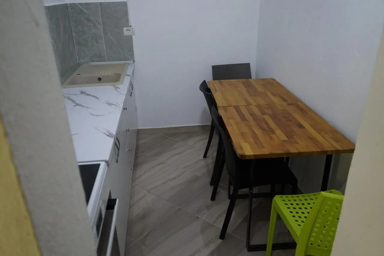 Hostel Tradita Tironse Tirana